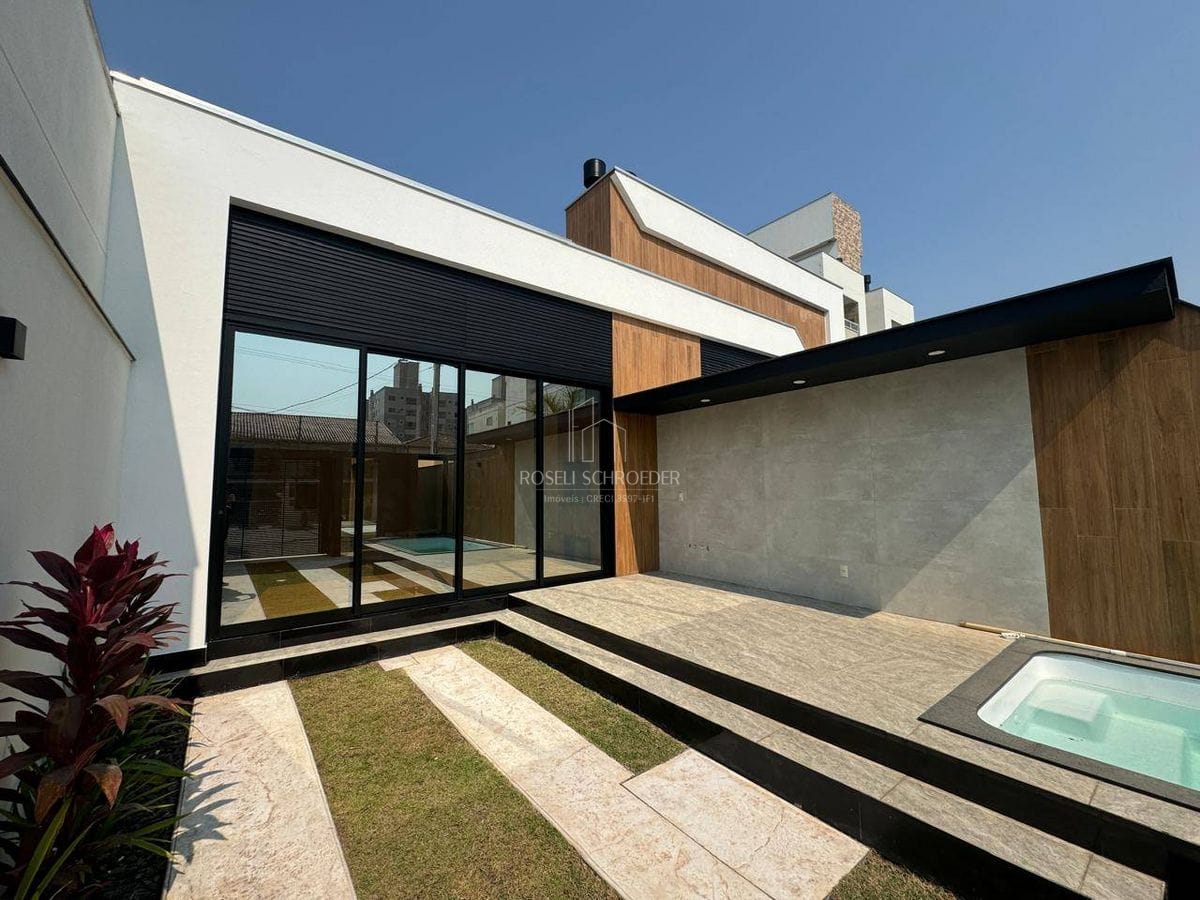 Casa Alto Padrão no Centro de Camboriú – ID 1217 (4)