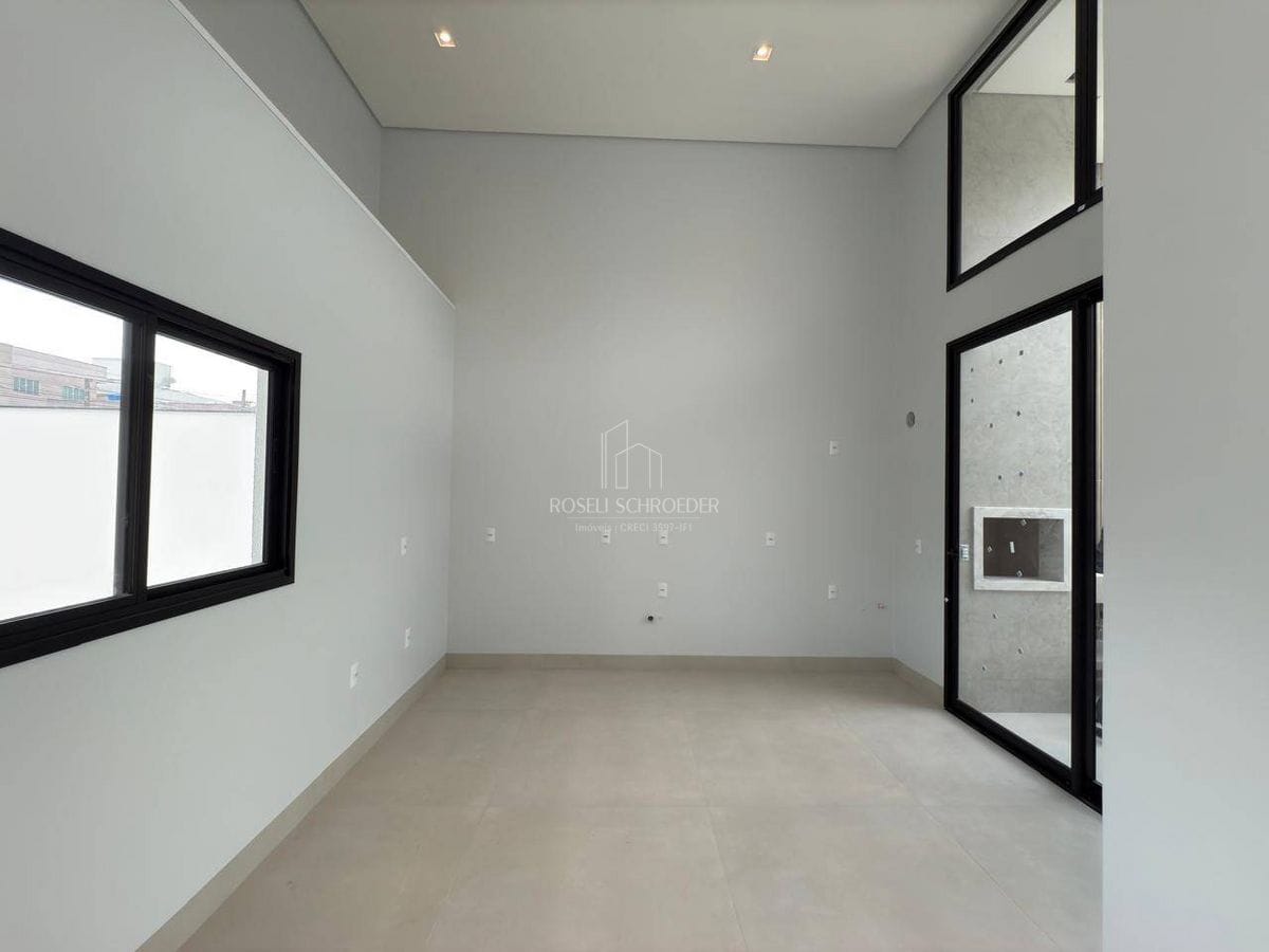 Linda casa térrea no bairro Rio Pequeno em Camboriú – ID 1559 (5)